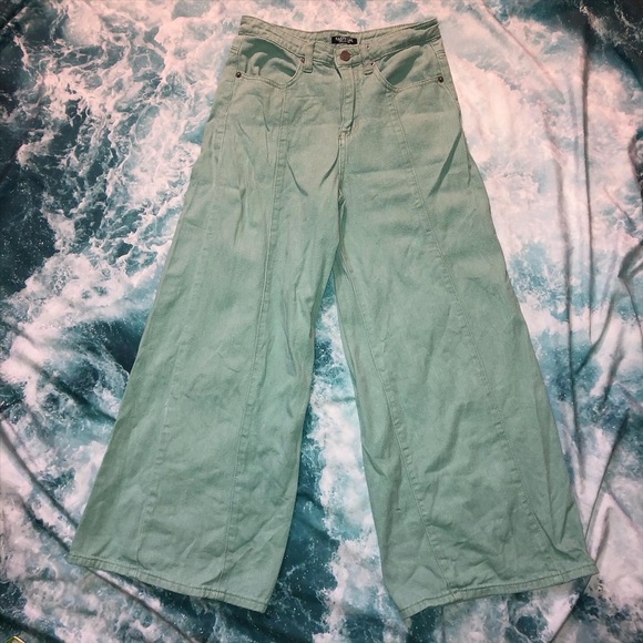 Nasty Gal Denim - Wide leg green Nasty Gal pants